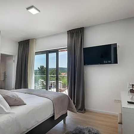 Amazing B4 With Pool&sauna Villa
