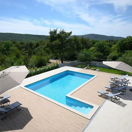 Villa Amazing B4 With Pool&sauna