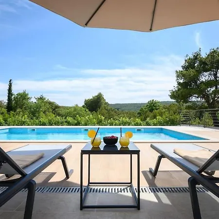 Villa Amazing B4 With Pool&sauna *